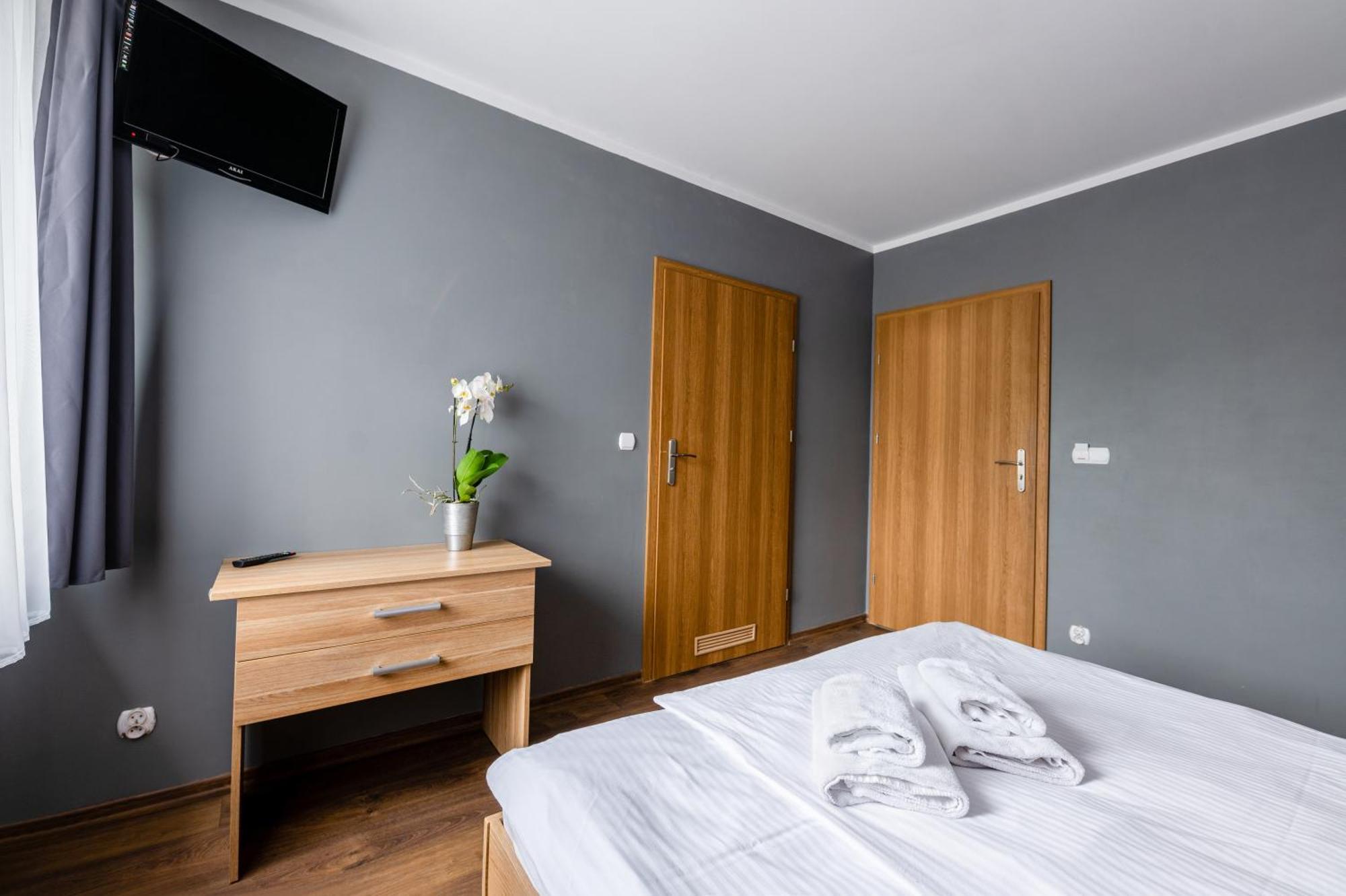 Sleep&Go Bed & Breakfast Люблинец Екстериор снимка