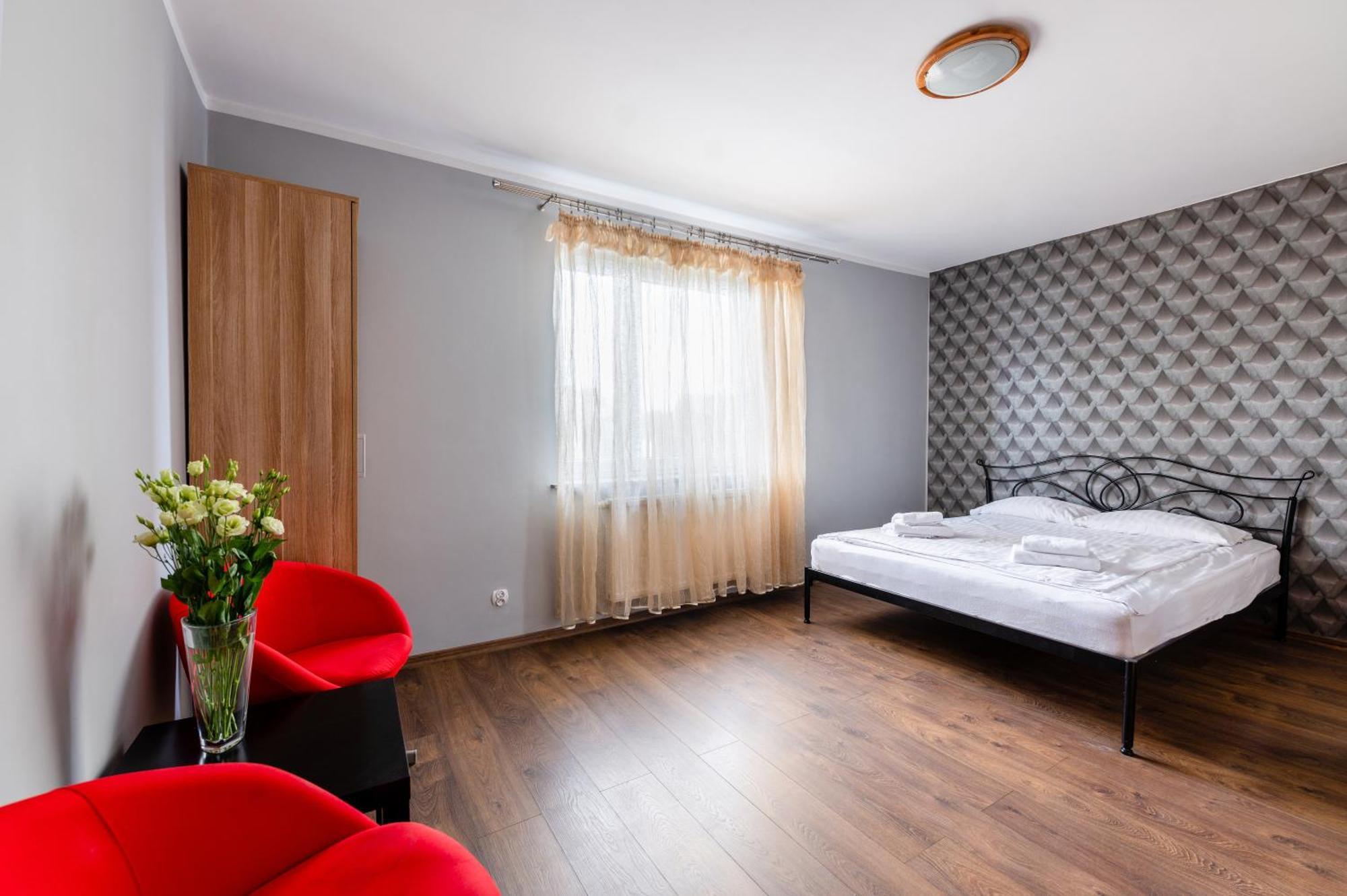 Sleep&Go Bed & Breakfast Люблинец Екстериор снимка