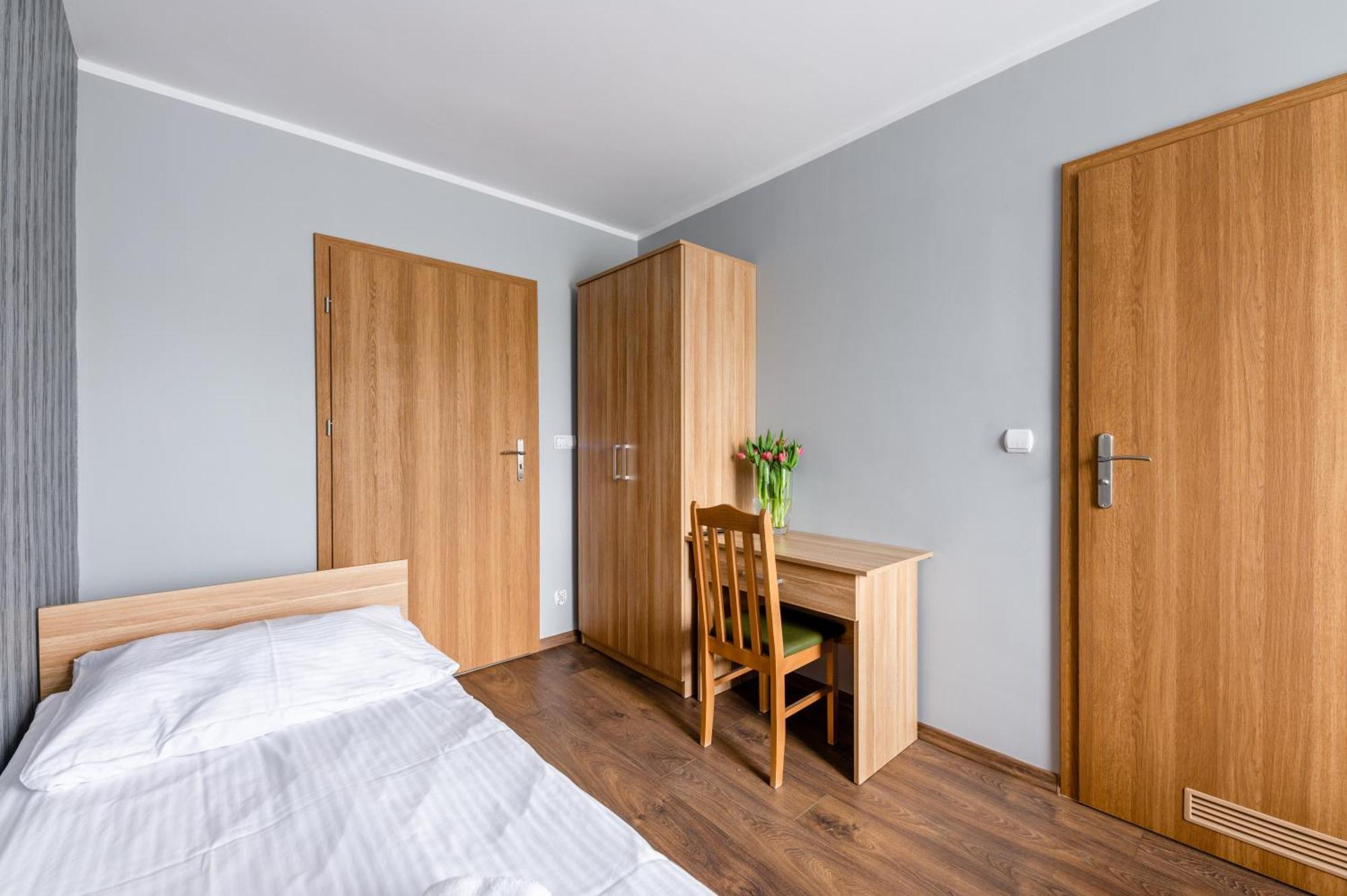 Sleep&Go Bed & Breakfast Люблинец Екстериор снимка