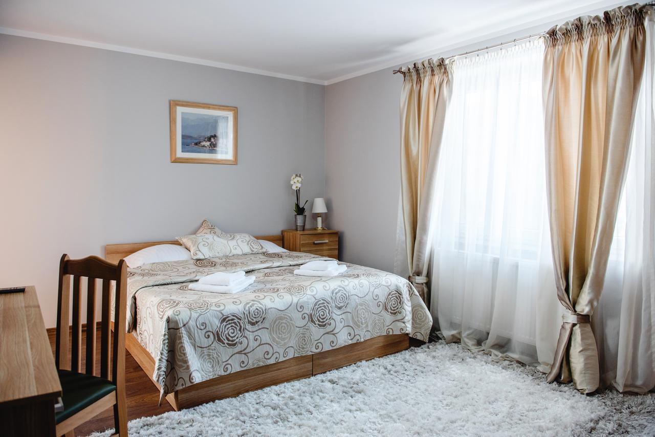 Sleep&Go Bed & Breakfast Люблинец Екстериор снимка